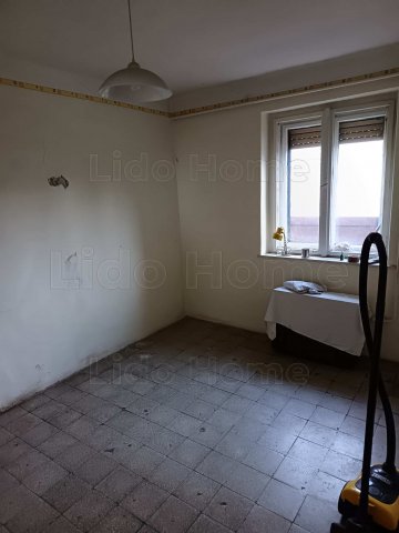 Eladó családi ház, Balatonbogláron 33 M Ft, 2+1 szobás