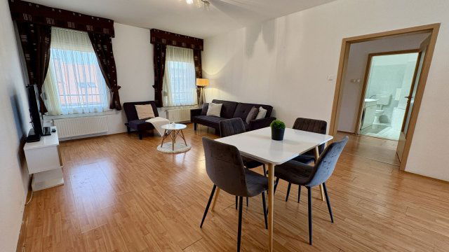 Kiadó téglalakás, albérlet, Debrecenben 130 E Ft / hó, 1 szobás