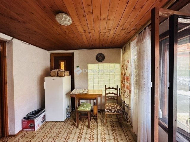 Eladó családi ház, Budapesten, IX. kerületben 62.5 M Ft