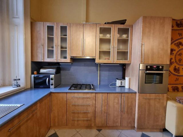 Kiadó téglalakás, albérlet, VI. kerületben, Rózsa utcában