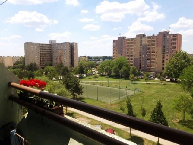 Eladó panellakás, Székesfehérvárott 53.9 M Ft, 2 szobás