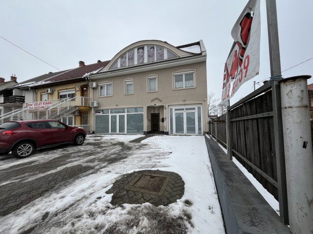 Eladó családi ház, Debrecenben 259 M Ft, 4 szobás