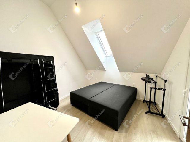 Eladó téglalakás, Siófokon 49.9 M Ft, 2 szobás