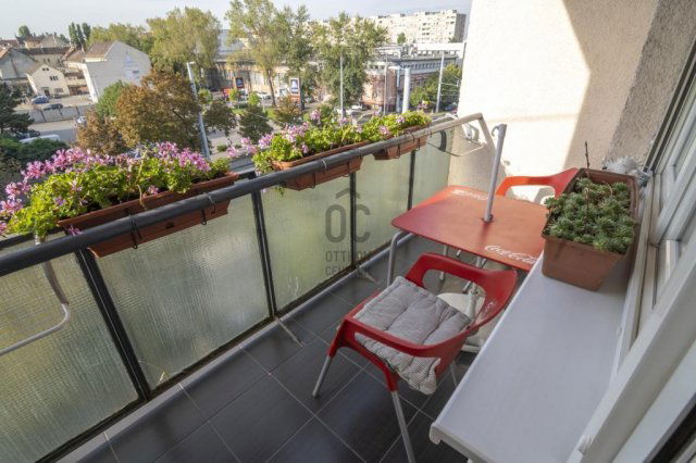 Eladó téglalakás, Budapesten, XI. kerületben 89.9 M Ft, 2 szobás