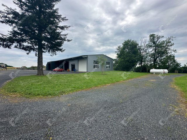 Eladó ipari ingatlan, Petőmihályfán 192.5 M Ft