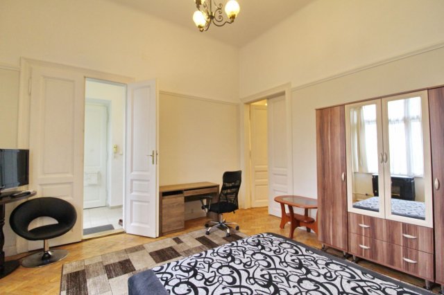 Kiadó téglalakás, albérlet, Debrecenben 210 E Ft / hó, 1 szobás
