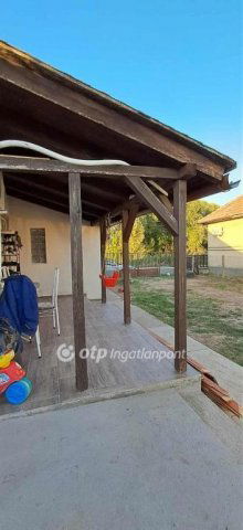 Eladó családi ház, Turán 52.2 M Ft, 3 szobás