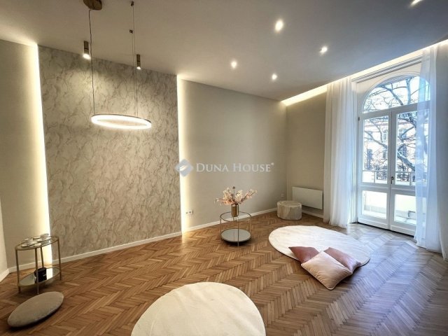 Eladó téglalakás, Budapesten, II. kerületben 108.9 M Ft