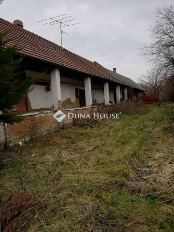 Eladó családi ház, Tordason 29.9 M Ft, 2 szobás