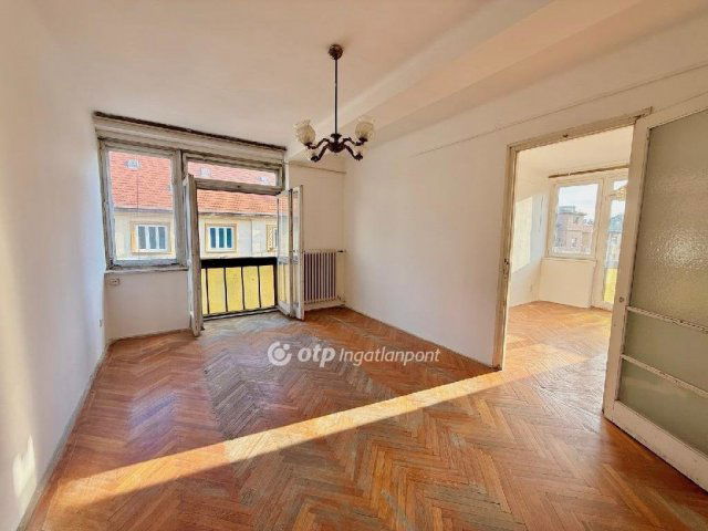 Eladó téglalakás, Budapesten, XIII. kerületben 84 M Ft, 2 szobás