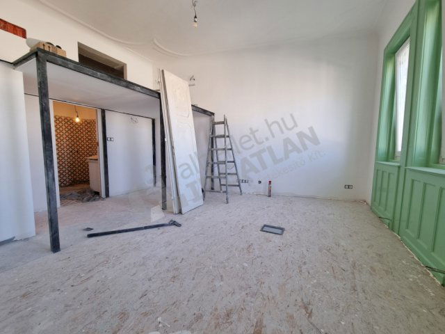 Kiadó téglalakás, albérlet, V. kerületben, Irányi utcában
