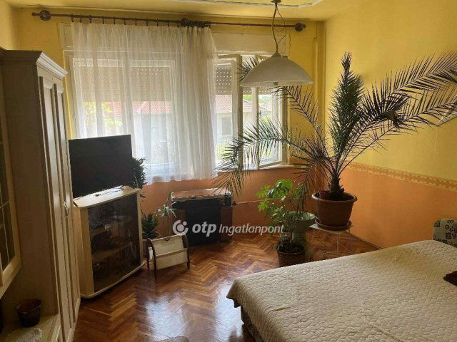 Eladó családi ház, Abonyban 34.9 M Ft, 3 szobás