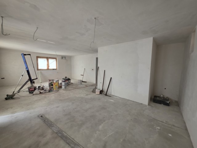 Eladó családi ház, Pusztaszabolcson 99.9 M Ft, 3+3 szobás