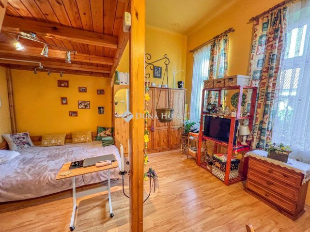 Eladó téglalakás, Budapesten, XX. kerületben 31.9 M Ft, 1 szobás