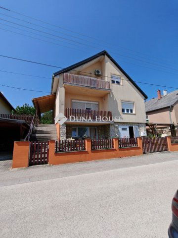 Eladó családi ház, Nemesvámoson 92.99 M Ft, 7 szobás