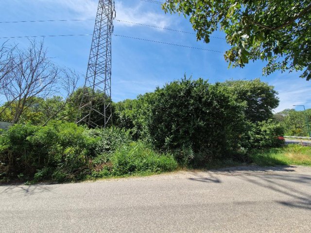 Eladó telek, Szegeden 30 M Ft / költözzbe.hu