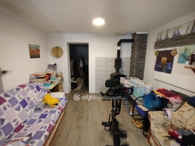 Eladó családi ház, Márokon 15 M Ft, 2 szobás