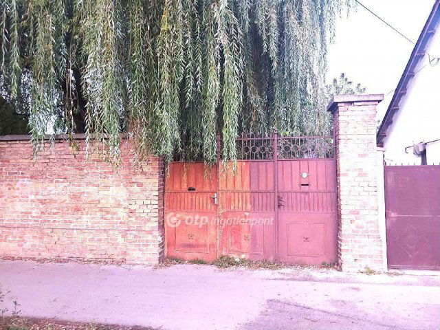 Eladó családi ház, Nagykőrösön 25.5 M Ft, 3 szobás