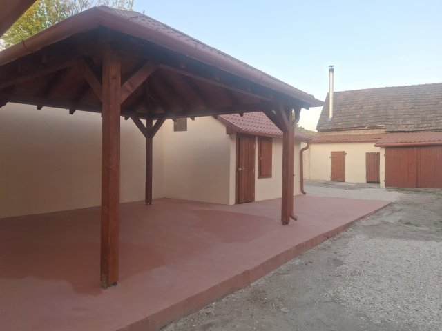 Eladó családi ház, Esztergomban, Jókai Mór utcában 98 M Ft