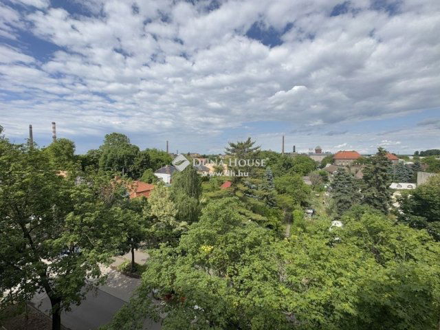 Eladó téglalakás, Budapesten, X. kerületben 65 M Ft, 2 szobás