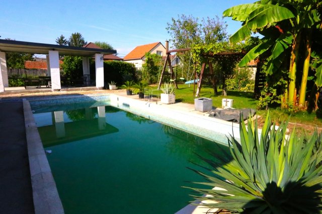 Eladó családi ház, Vecsésen 145 M Ft, 2+2 szobás