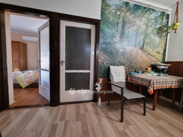 Eladó családi ház, Kemenespálfán 33.9 M Ft, 3+2 szobás