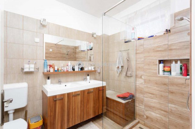 Eladó családi ház, Ásványrárón 94.9 M Ft, 6 szobás