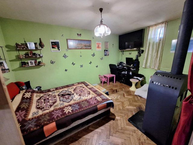 Eladó családi ház, Kecskeméten 42 M Ft, 2 szobás