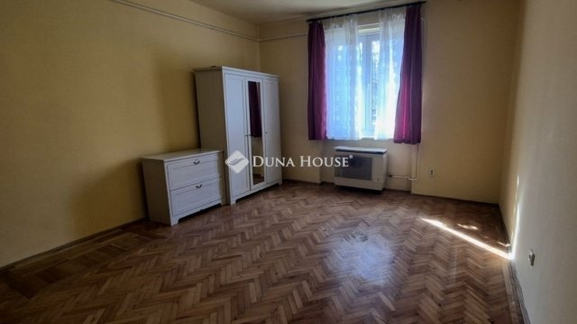 Eladó téglalakás, Budapesten, XIV. kerületben 60 M Ft, 1 szobás