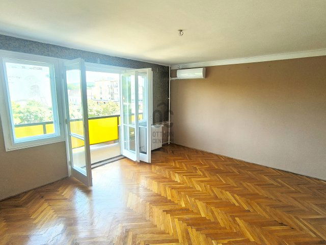 Eladó téglalakás, Tatabányán 39.9 M Ft, 2 szobás