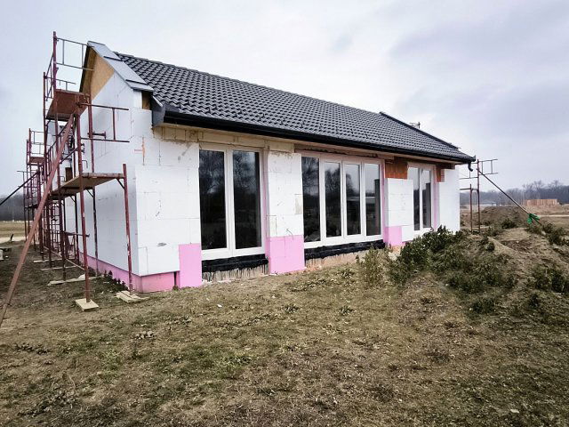 Eladó ikerház, Máriakálnokon 73 M Ft, 4 szobás