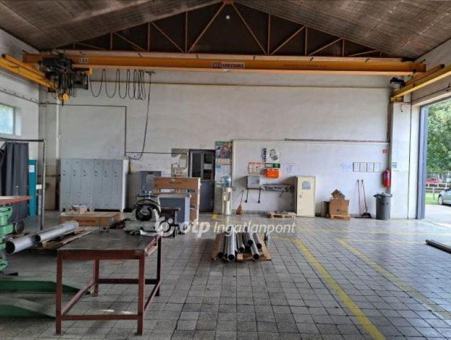 Eladó ipari ingatlan, Pakson 150 M Ft / költözzbe.hu