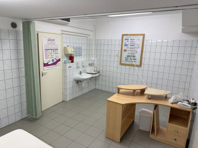 Eladó üzlethelyiség, Várpalotán, Bakony utcában 34.9 M Ft