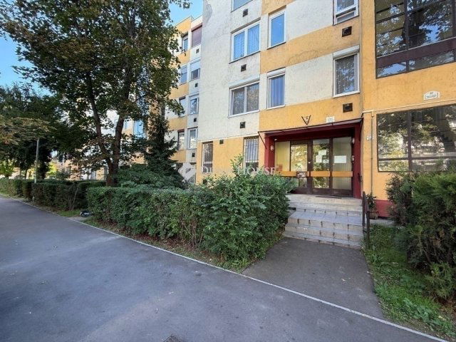 Eladó téglalakás, Budapesten, X. kerületben 43.9 M Ft, 1 szobás