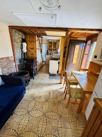 Eladó nyaraló, Tatabányán 34.9 M Ft, 2 szobás