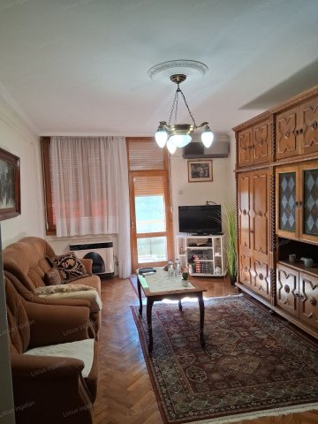 Eladó téglalakás, Törökszentmiklóson 24.8 M Ft