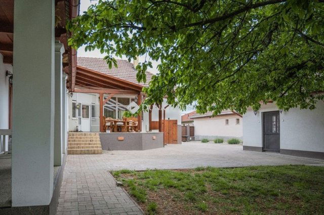 Eladó családi ház, Ceglédbercelen 104.99 M Ft, 3 szobás