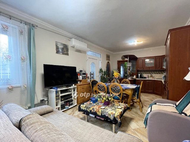 Eladó ikerház, Budapesten, XIV. kerületben 148.9 M Ft, 3 szobás