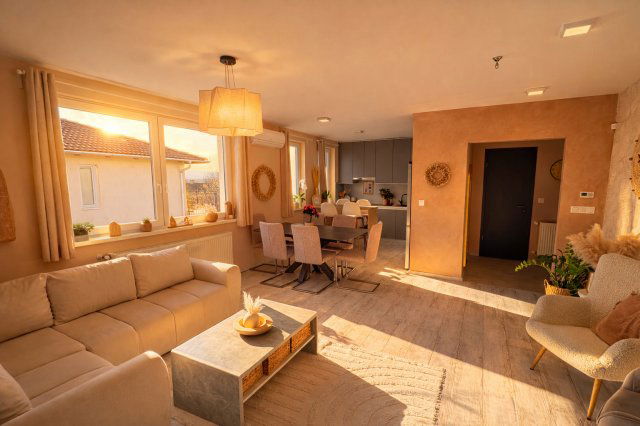 Eladó téglalakás, Dunakeszin 125 M Ft, 4 szobás