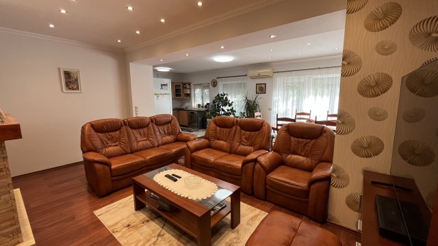 Kiadó családi ház, albérlet, Nyíregyházán 400 E Ft / hó