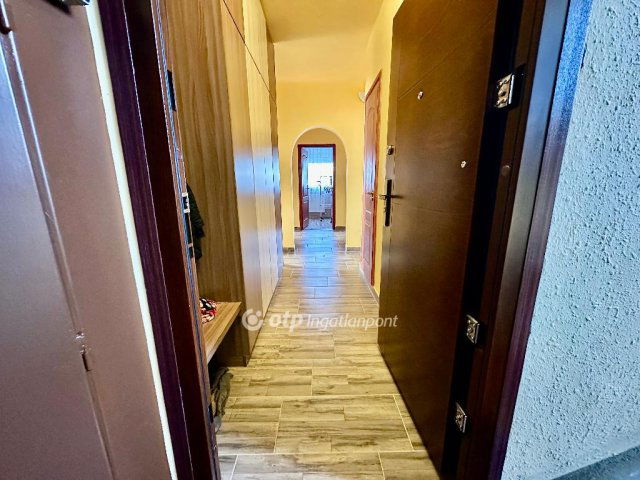 Eladó téglalakás, Debrecenben 87.9 M Ft, 3+1 szobás