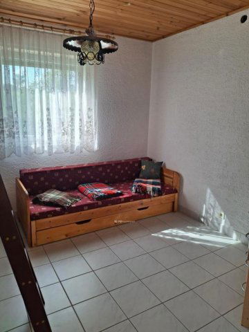 Eladó nyaraló, Szigetbecsén 89.9 M Ft, 4 szobás