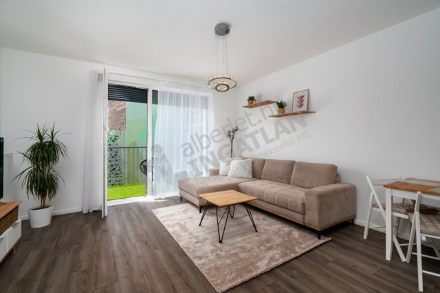 Kiadó téglalakás, albérlet, VIII. kerületben, Bauer Sándor utcában