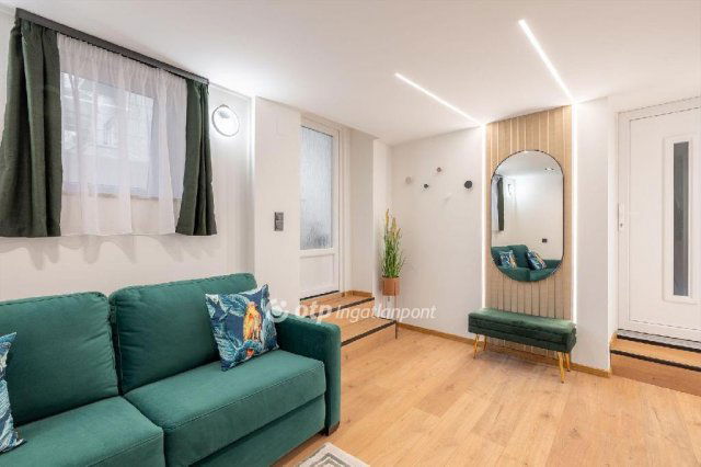 Eladó téglalakás, Budapesten, VIII. kerületben 73 M Ft, 2 szobás