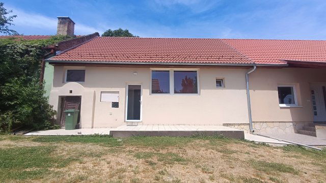 Eladó családi ház, Dombóváron 12.9 M Ft, 1+1 szobás