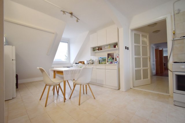 Kiadó téglalakás, albérlet, Debrecenben 250 E Ft / hó, 3 szobás