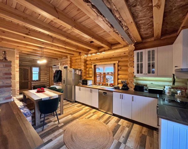 Eladó családi ház, Szigetszentmiklóson 119.89 M Ft, 3 szobás