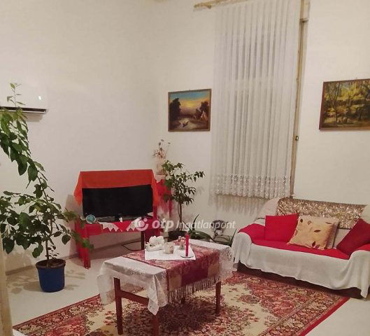 Eladó családi ház, Barcson 100 M Ft, 2+1 szobás