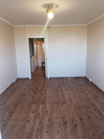 Eladó téglalakás, Székesfehérvárott 35.9 M Ft, 1 szobás