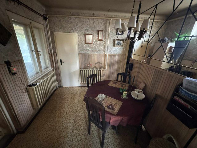 Eladó családi ház, Bicskén 42 M Ft, 2 szobás